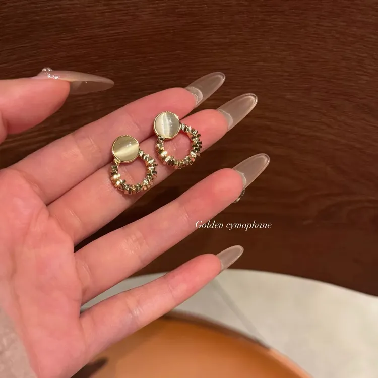 铜合金耳饰 秋冬复古轻奢珠珠圆环耳钉女士气质百搭简约耳环耳饰