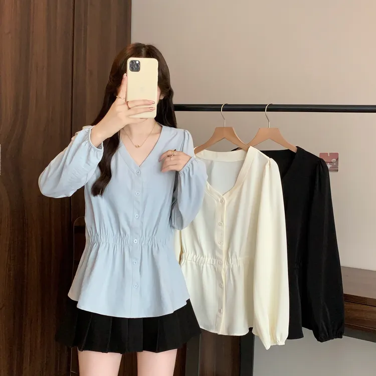 韩系大码衬衫女长袖设计感V领秋冬微胖mm显瘦收腰遮肚子减龄上衣