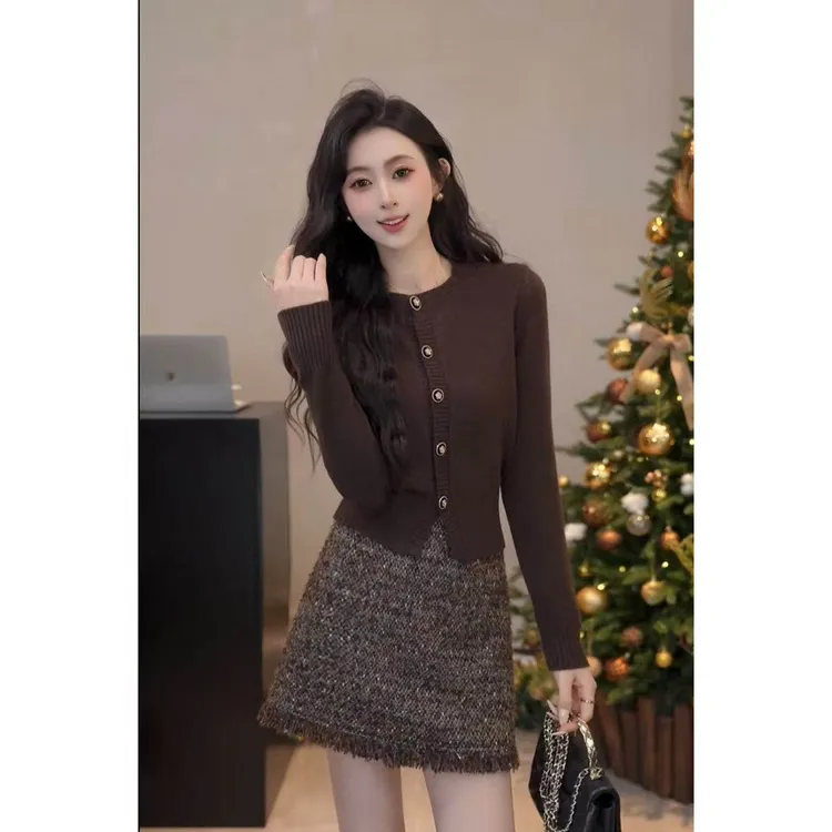 【梨花雨访】小香风高级感气质圆脸针织开衫上衣