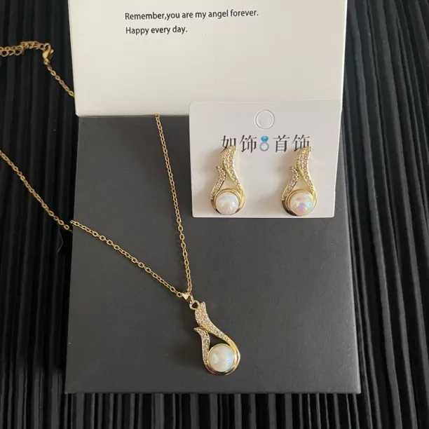 钛钢项链 如饰 新款仿珍珠两件套首饰时尚百搭气质轻奢饰品