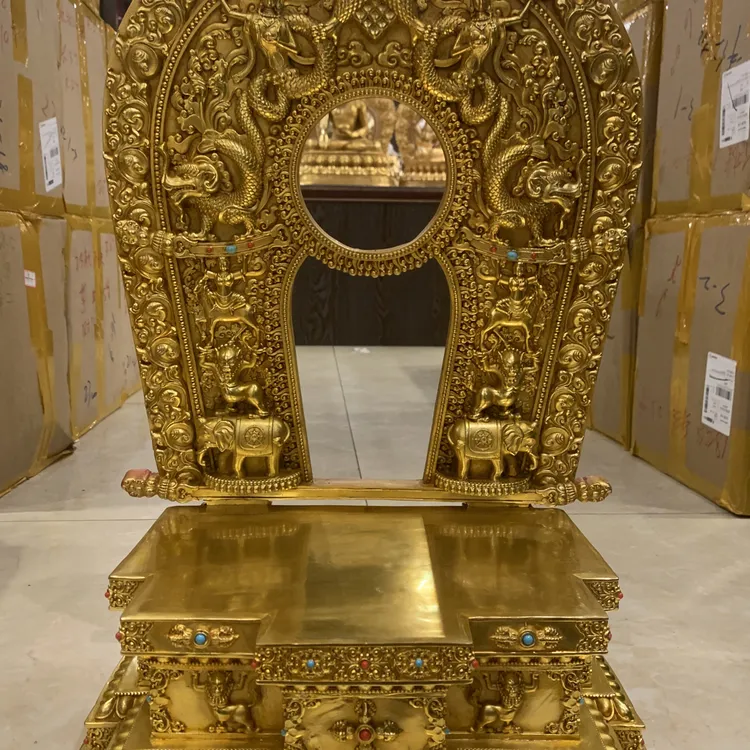 放一尺佛像的金刚座 高60厘米（左右38厘米、前后27厘米）黄铜精工铸
