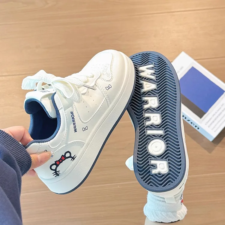 回力卡通原创板鞋女款2025新款秋冬小白鞋小众百搭KT猫学生鞋子女