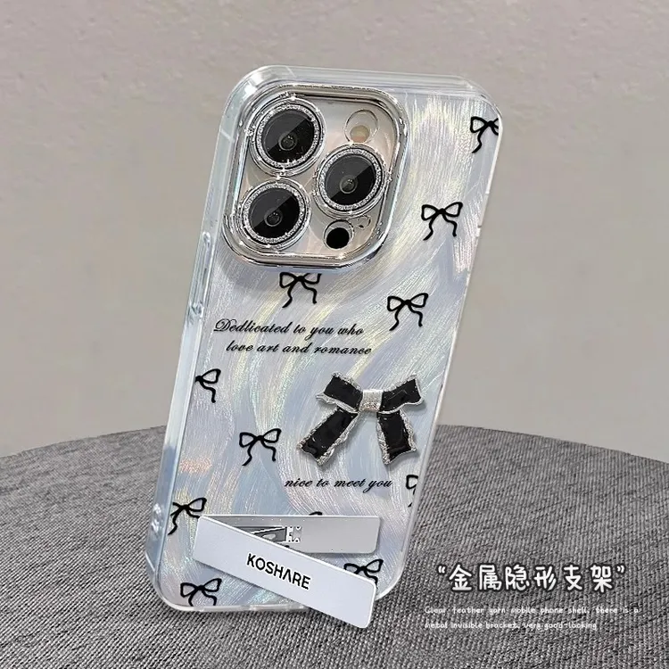 适用苹果15手机壳iphone14pro结公仔支架手链13羽纱镜头膜7/8