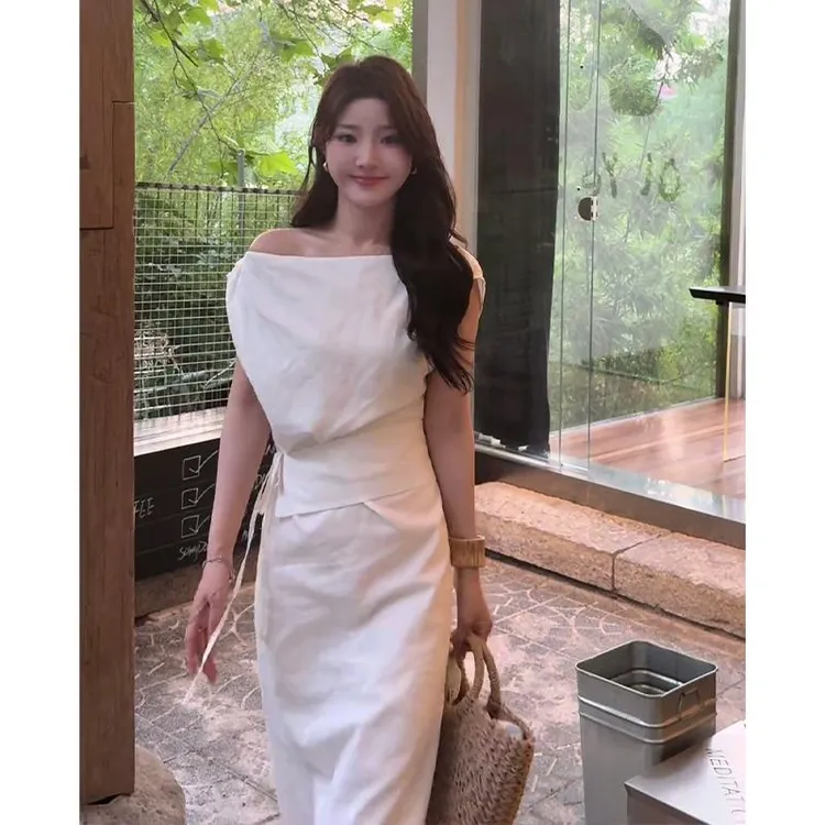 连衣裙2025夏季新款法式气质斜领露肩系带收腰显瘦中长款包臀裙子