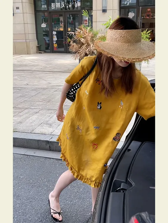 2025超火洋气减龄高级感上衣独特漂亮黄色印花时尚短袖T恤女夏季