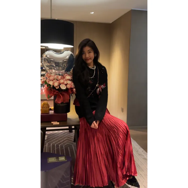 N.COU妮蔻25秋新款气质高级洋气精致立体定染亮片钉珠毛衣DY10083