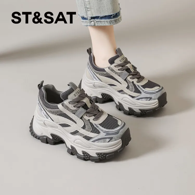 星期六老爹鞋女2025秋季新款爆款鞋子厚底增高时尚轻便运动休闲鞋