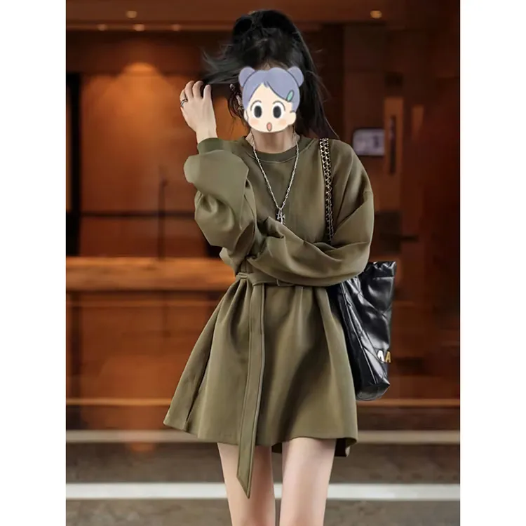秋装新款2025连衣裙气质名媛高端小个子150显高法式高级感卫衣裙