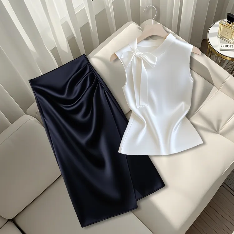 轻奢风夏季新款洋气穿搭套装别致漂亮小众无袖小衫高腰A字半身裙