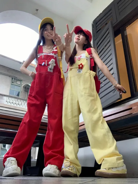 日系奶甜夏季多巴胺牛仔背带裤女2025新款学生减龄可爱直筒连体裤