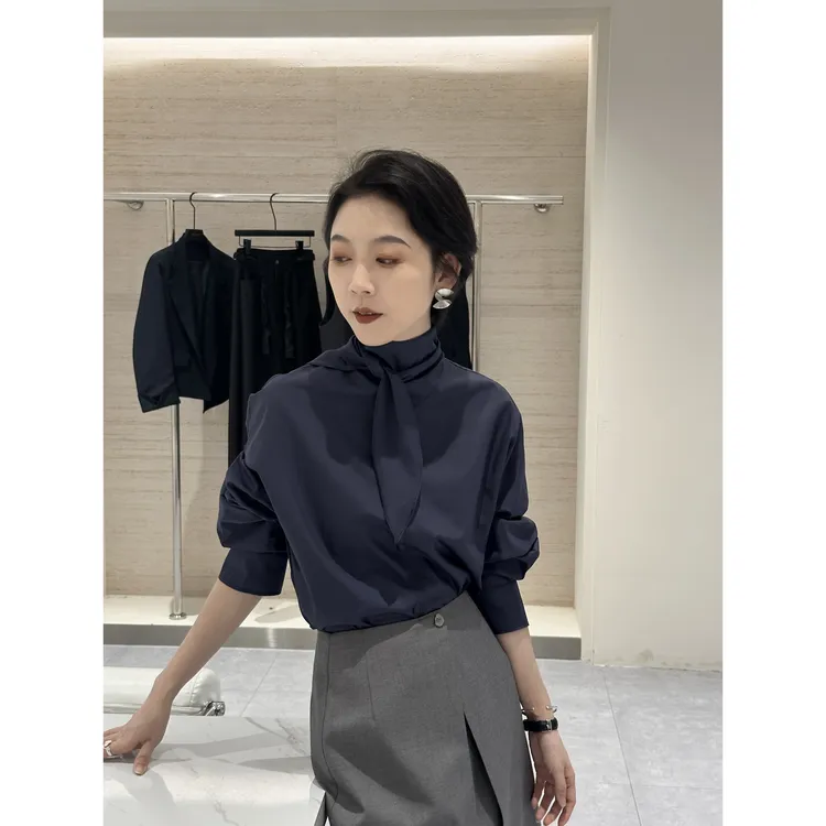 2025秋季新款高级感藏蓝色设计款时尚小众立领飘带设计感气质衬衫
