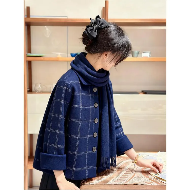 独特气质高级感绝美巨好看小香风外套女2025冬季新款今年流行爆款
