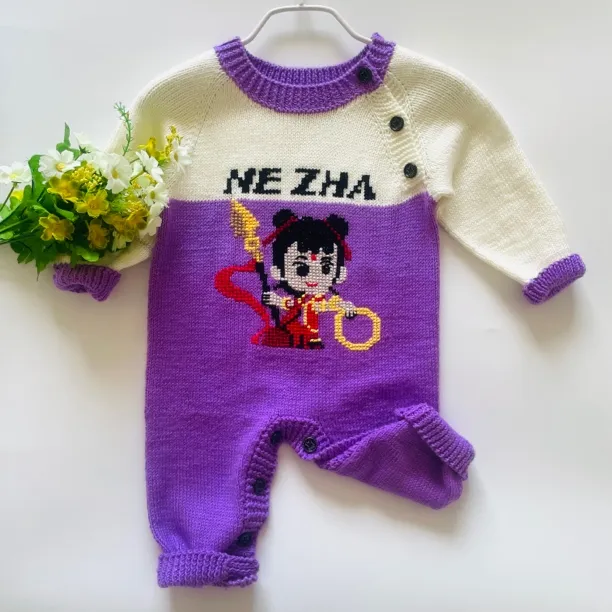 宝宝手工哪吒红色吉利新春节日编织爬爬服毛绒毛线材料包毛衣针织