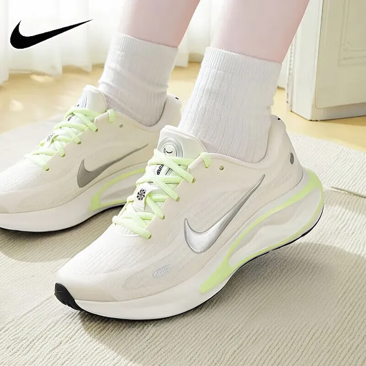 NIKE/耐克2025蛇年新款JOURNEY RUN女子公路跑步鞋夏季缓震反光