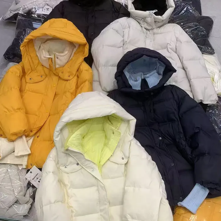 岩岩家欧货撞色针织袖加厚大棉服2891