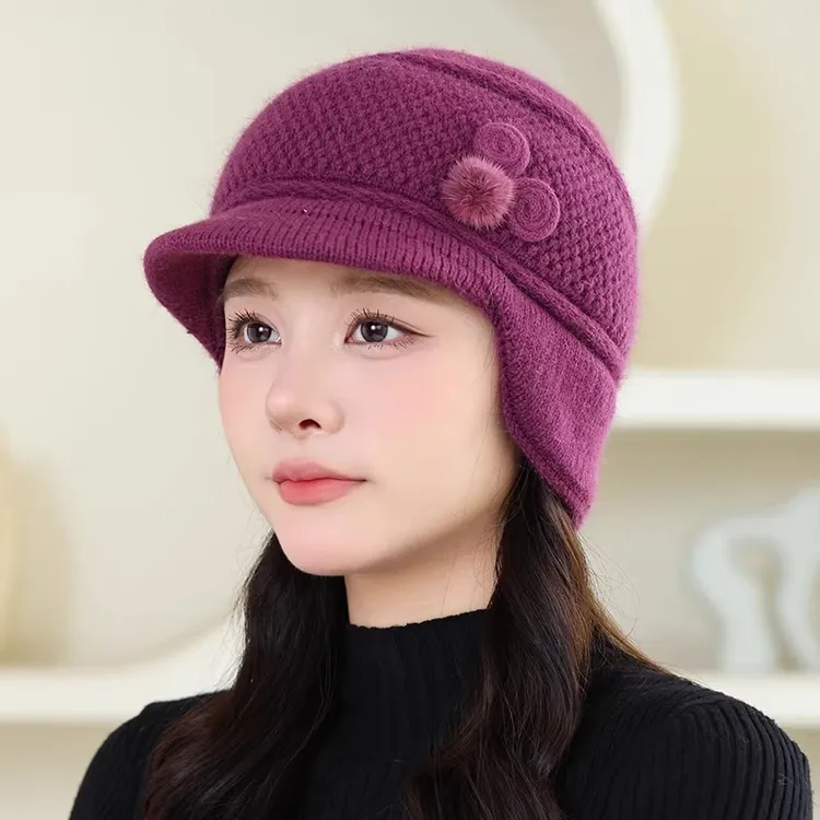 2025年秋冬季新款护耳保暖针织毛线帽子女东北防寒中老年妈妈帽子