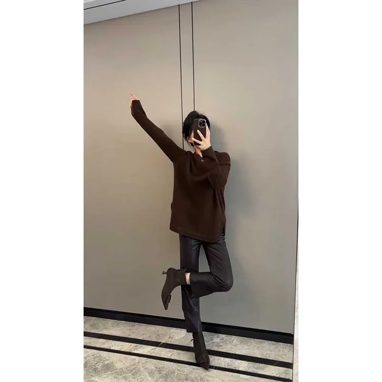 圆领长袖针织衫女2025秋冬新款慵懒风宽松舒适洋气毛衣潮