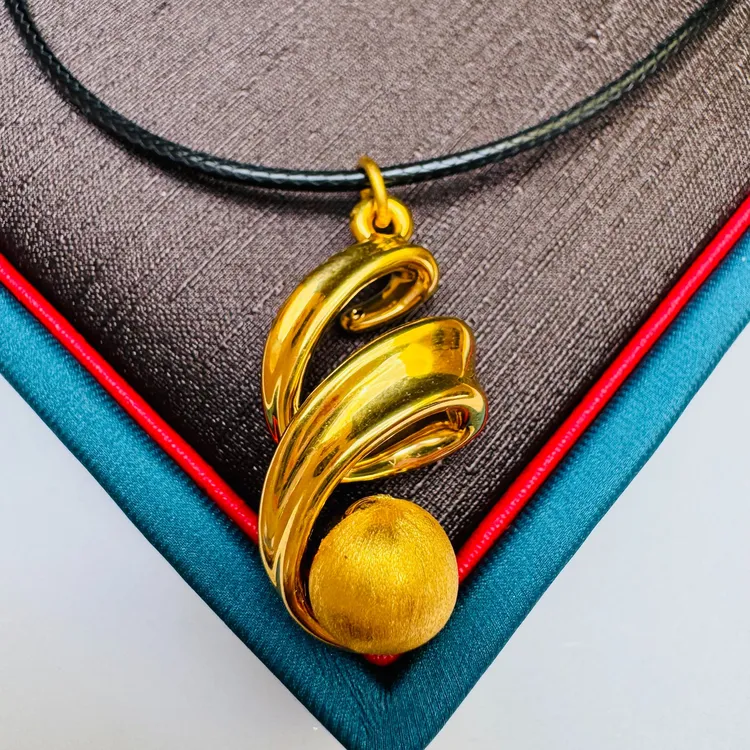 28#足金999  5D硬金工艺  黄金复古金球黑绳编织