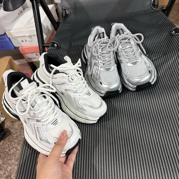 君君D厚底老爹鞋跟高6厘米4824404142190