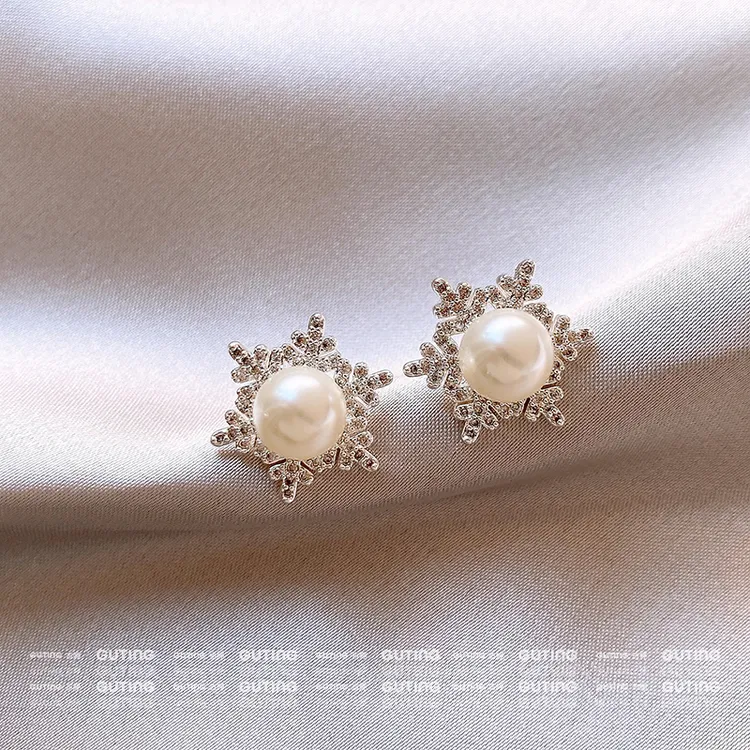 铜合金合成锆石耳饰 23613银色雪花耳钉女高级感轻奢耳饰耳环