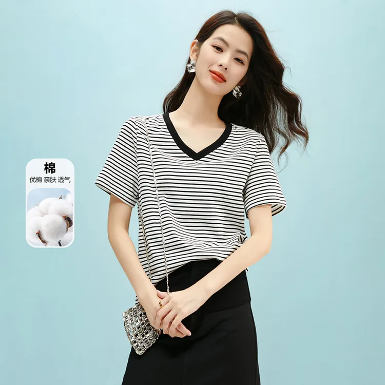 晚白【新品】2025夏条纹短袖V领常规基础版棉T恤衫女25031901
