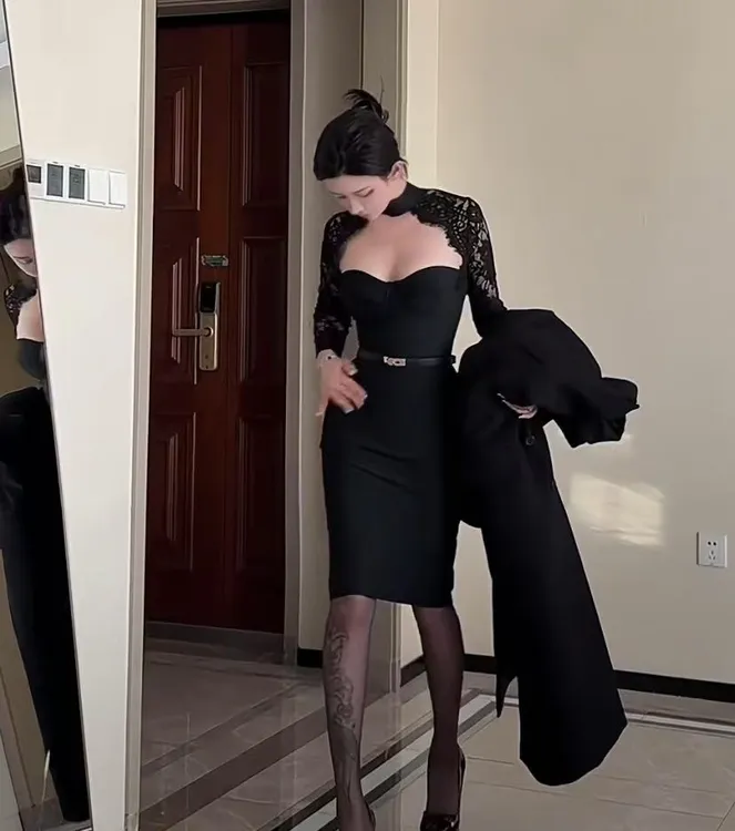 【薄荷雪糕】御姐轻熟气质性感裹胸蕾丝绷带连衣裙黑色长袖紧身包臀