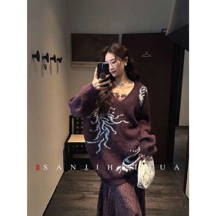 三吉黑花【凝香】新中式金丝羊驼纱V领毛衣女款2025新款冬季上衣