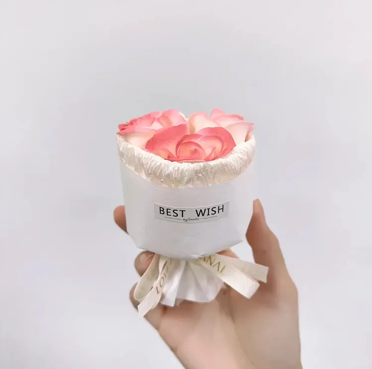 母亲女王节礼表告白生日礼物小花束节日迷你香皂花摆件结婚伴手礼