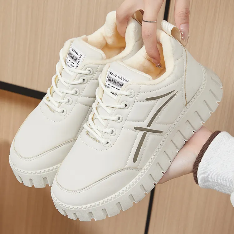 冬季爆款女士时尚休闲棉鞋防水防滑防寒琥珀流雪地靴潮流百搭棉靴