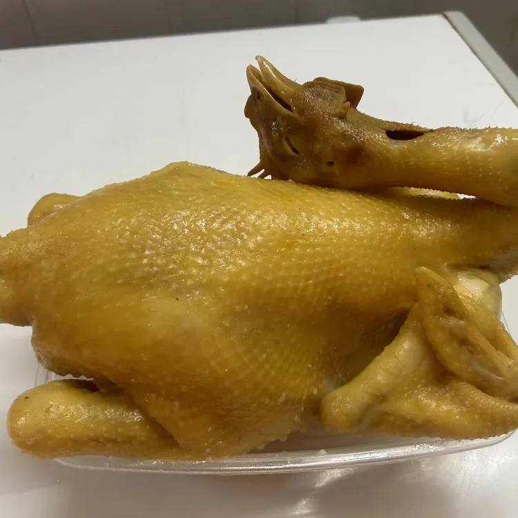   咸鸡        客家咸鸡走地鸡整只真空锁鲜可即食