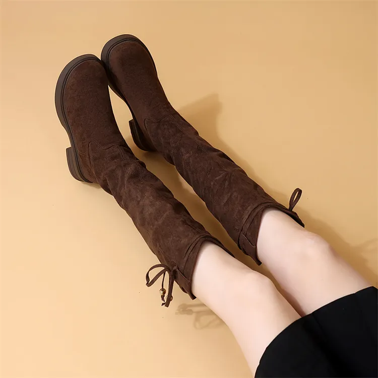 显瘦长筒堆堆靴女2025秋冬复古棕色高筒不过膝西部骑士靴女配裙子