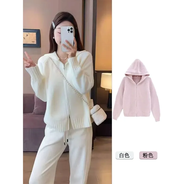 大码胖mm连帽开衫毛衣女款2025新款秋冬季慵懒风短款针织外套上衣