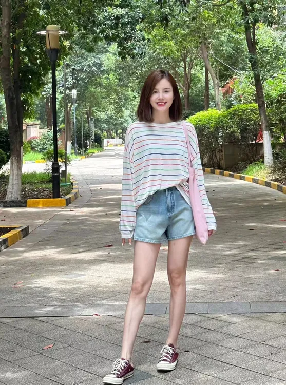2025夏季新款韩系简约条纹薄款长袖上衣高腰复古牛仔短裤两件套