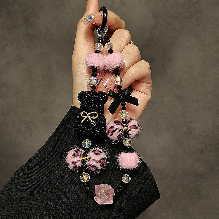 奢华高级感豹纹毛球手机挂绳时尚卡通熊串珠手机链手腕手提链挂件