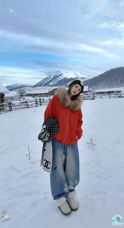 熙薇『桃桃雪芙』2025冬季新款Kitty猫加绒直筒牛仔裤H6839