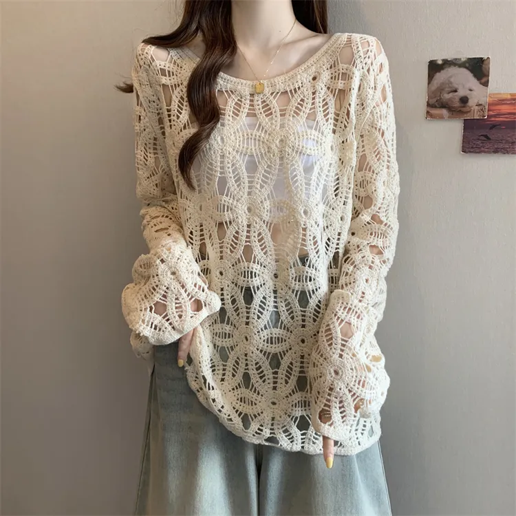 宽松大码法式钩花镂空针织衫女2025秋季显瘦高级感防晒罩衫上衣