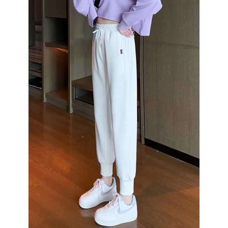 白色运动裤女秋冬2025新款小个子八分冬季加绒休闲裤显瘦束脚卫裤