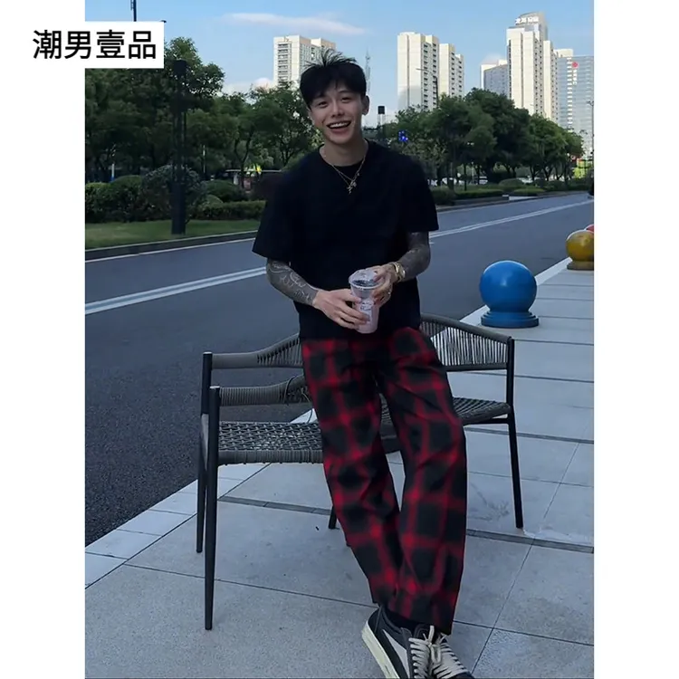 王嘉尔同款红色格子裤男夏季薄款慵懒松弛感裤子宽松直筒微喇长裤