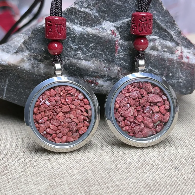 天然辰砂朱砂原石晶体砂嘎乌盒吊坠 本命年男女款挂件项链