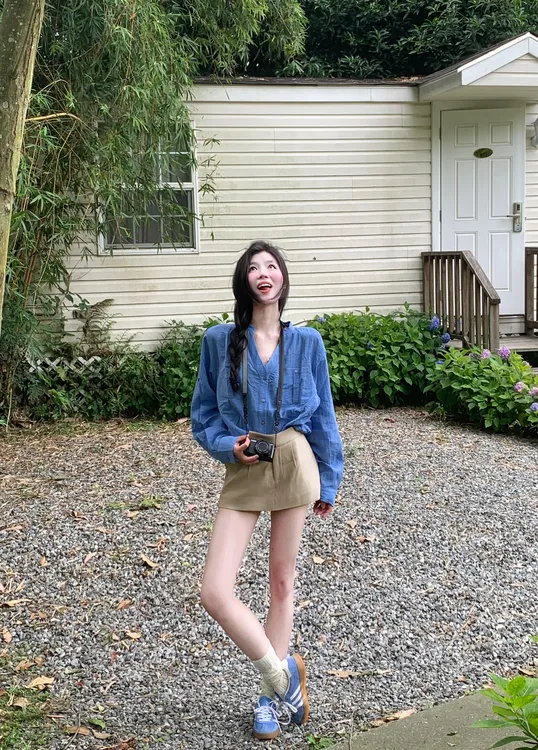 夏季新款温婉大方衣服法式复古老钱风V领防晒上衣高腰裤裙套装