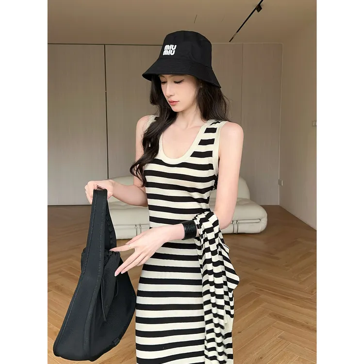 JIJINQI时尚显瘦气质条纹收腰设计感两件套连衣裙女 JD05TMPT1306