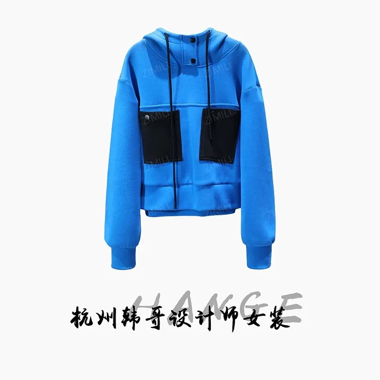 【韩哥女装】2025秋冬新品《赛里木湖系列》蓝色口袋连帽卫衣5611-K5