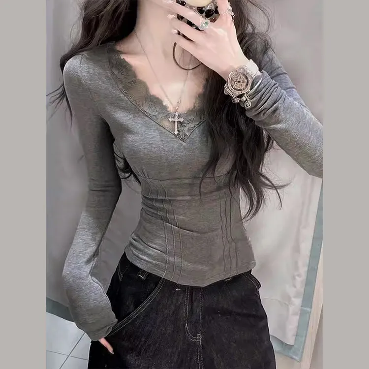 灰色蕾丝v领内搭打底衫女早春季2025新款高级感独特漂亮洋气上衣