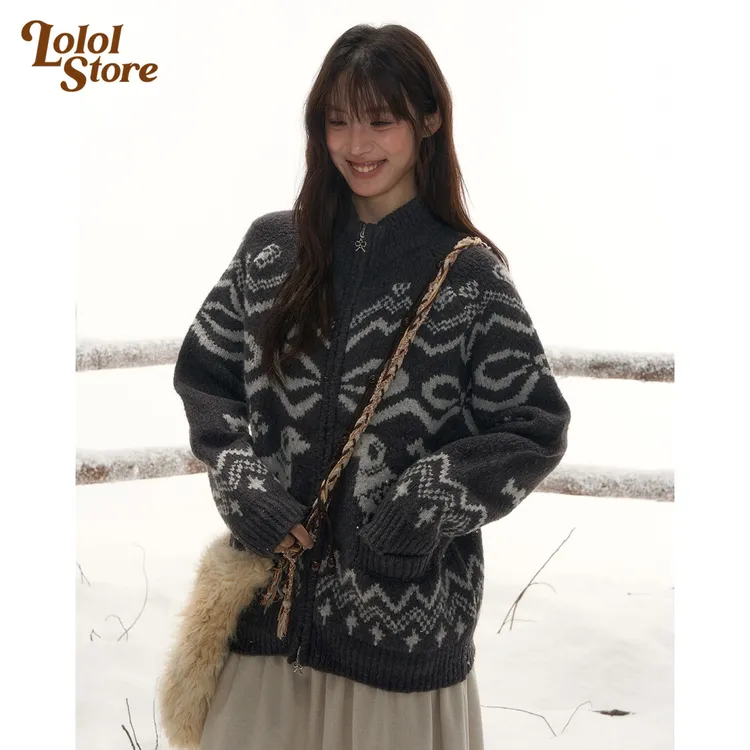 LOLOLSTORE · LOLOL「淡淡puppy」开衫毛衣女冬加厚毛线高级感小个