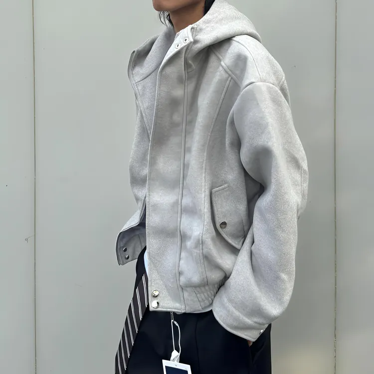 秋季新款本布下摆连帽设计师上衣纯色夹克秋季短款男生衣服高级感