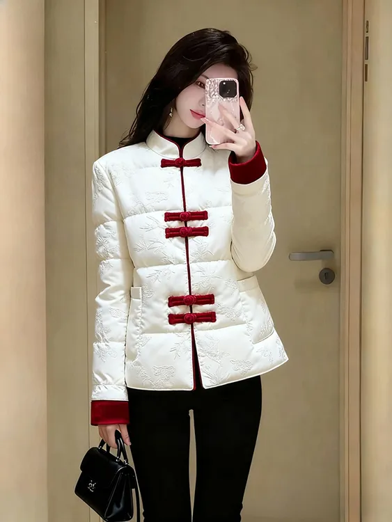 超好看冬装厚外套女2025新款轻奢高端时髦洋气新中式白色高级棉服