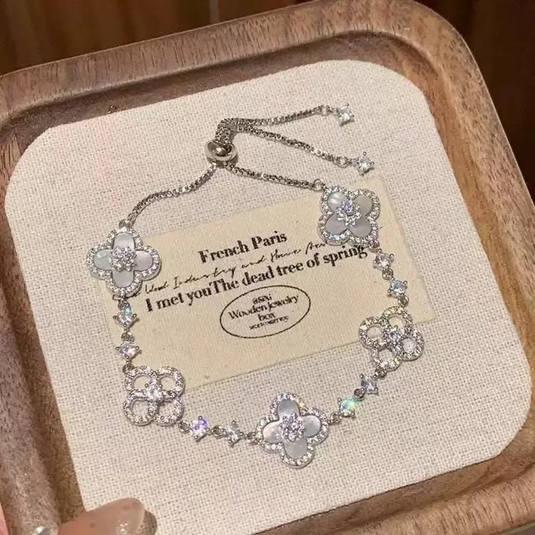 合金锆石手链 一封情书 满钻爆闪四叶草手链