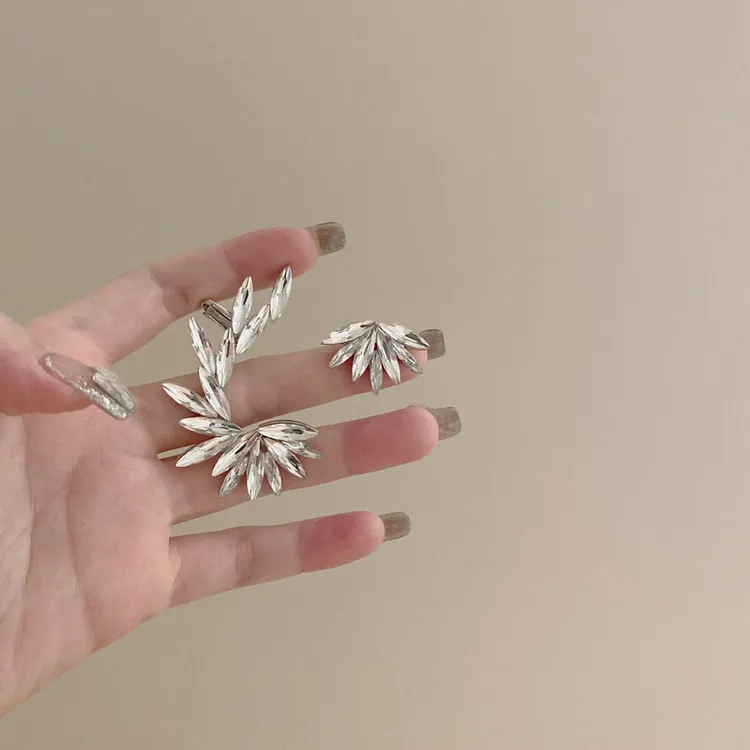 翅膀耳骨夹耳钉一体高级感小众气质冷淡风2025年新款潮耳夹女1132