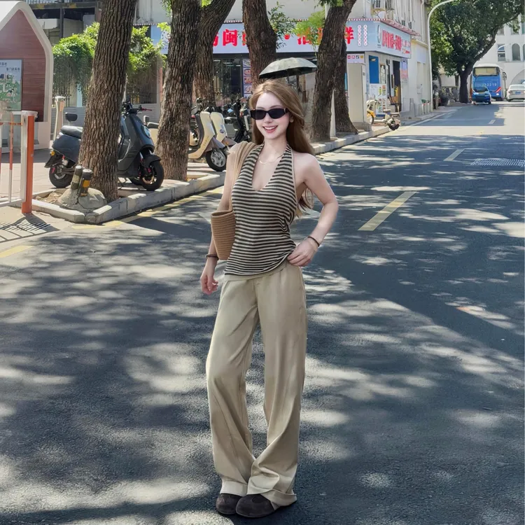 夏季新款时尚百搭条纹无袖挂脖洋气衣服女气质上衣显瘦阔腿裤套装
