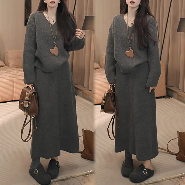 2025冬季新款时尚显瘦气质网红套装女高级宽松上衣裙子通勤两件套